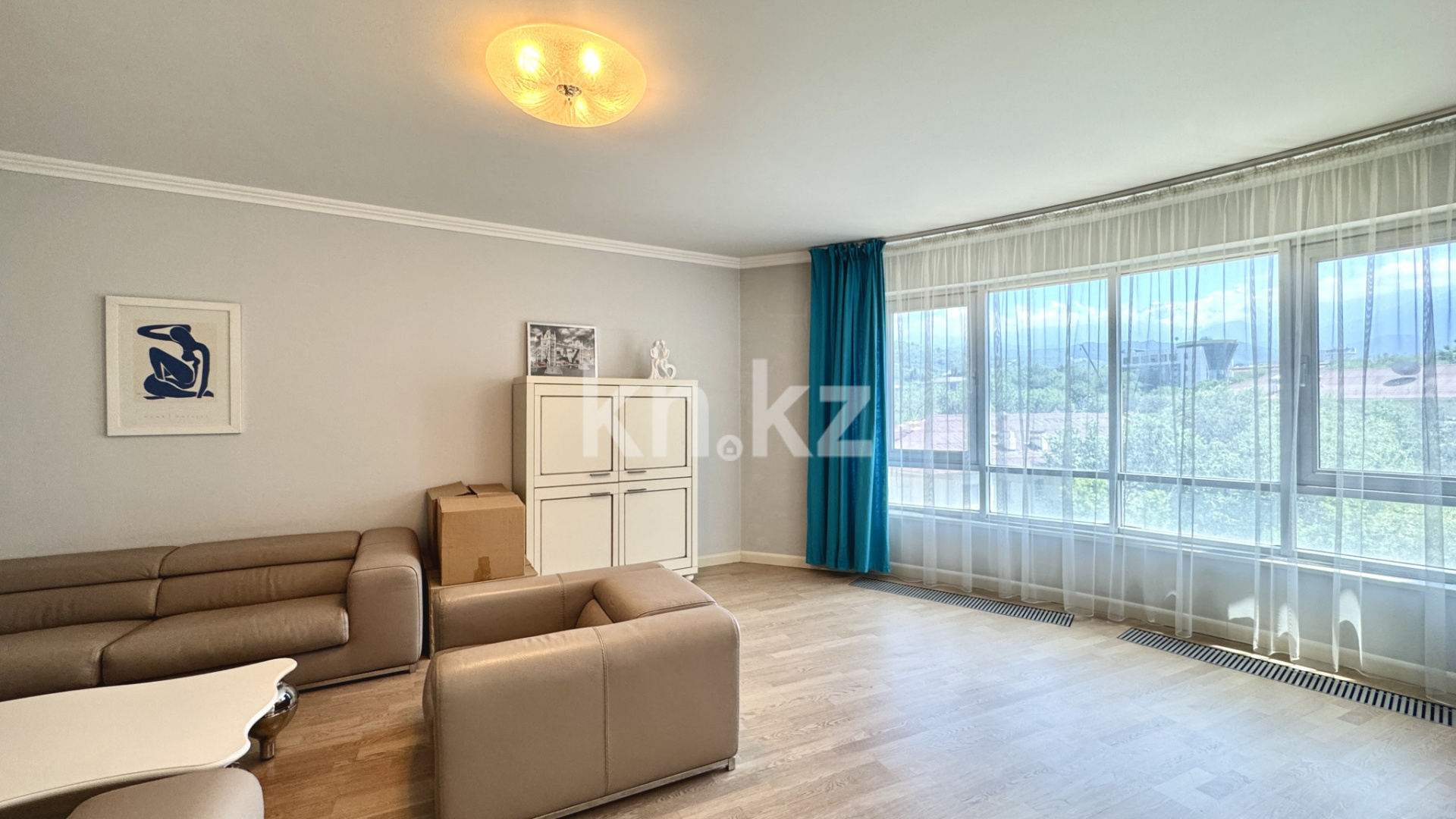 Продажа 2-комнатной квартиры, 87 м², Достык в Алматы