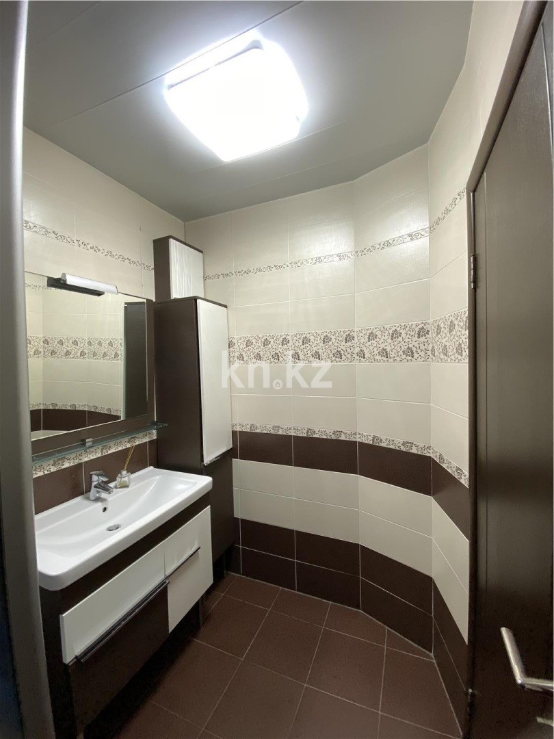 Продажа 3-комнатной квартиры, 125.5 м² в Астане - фото 15