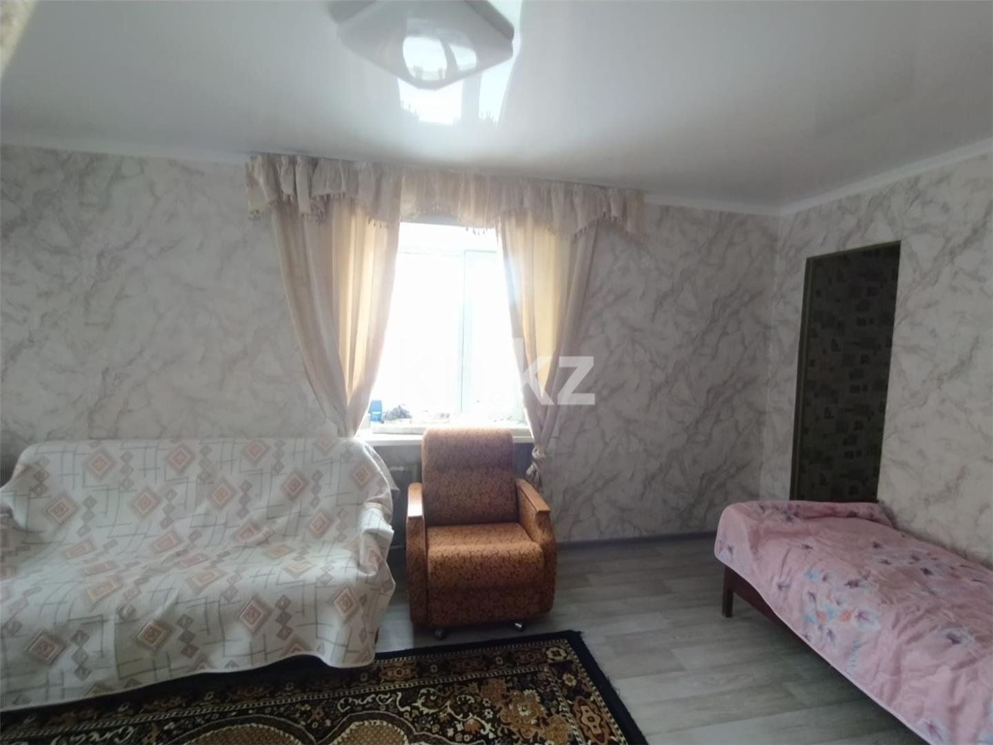 Продажа 1-комнатной квартиры, 32 м², ул. Ермекова - Продажа  однокомнатных квартир в Караганде фото 2 из 13