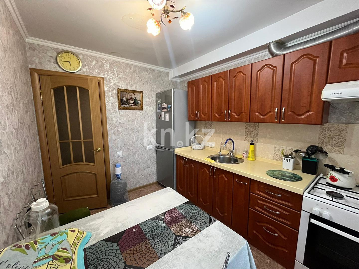 Продажа 2-комнатной квартиры, 48 м², пр. Республики - Продажа земельных участков в Уральске фото 3 из 5