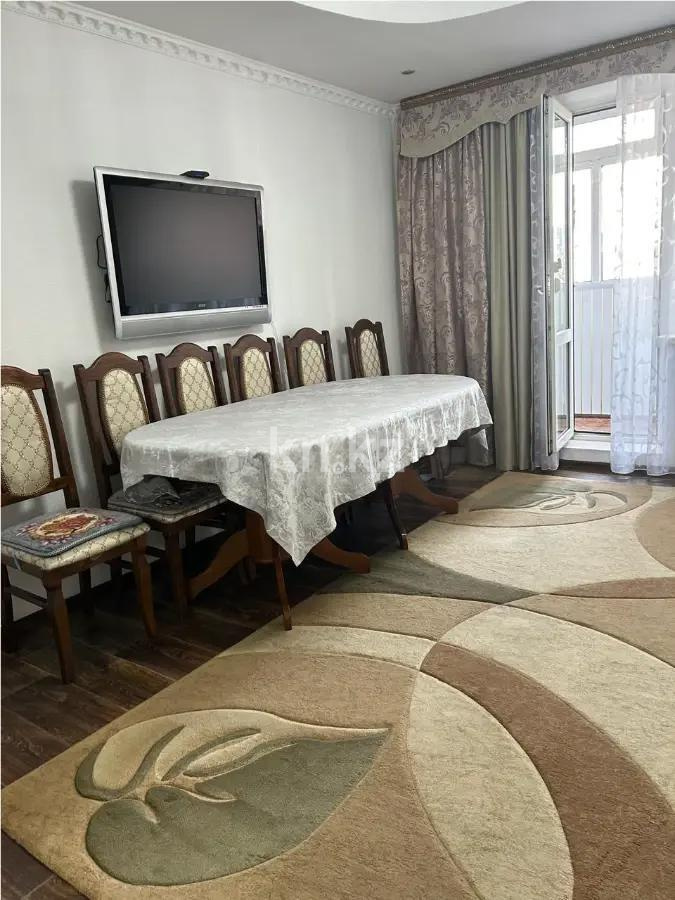 Продажа 3-комнатной квартиры, 71 м², ул. Язева, дом  10 - Продажа  трехкомнатных квартир в Караганде фото 1 из 7