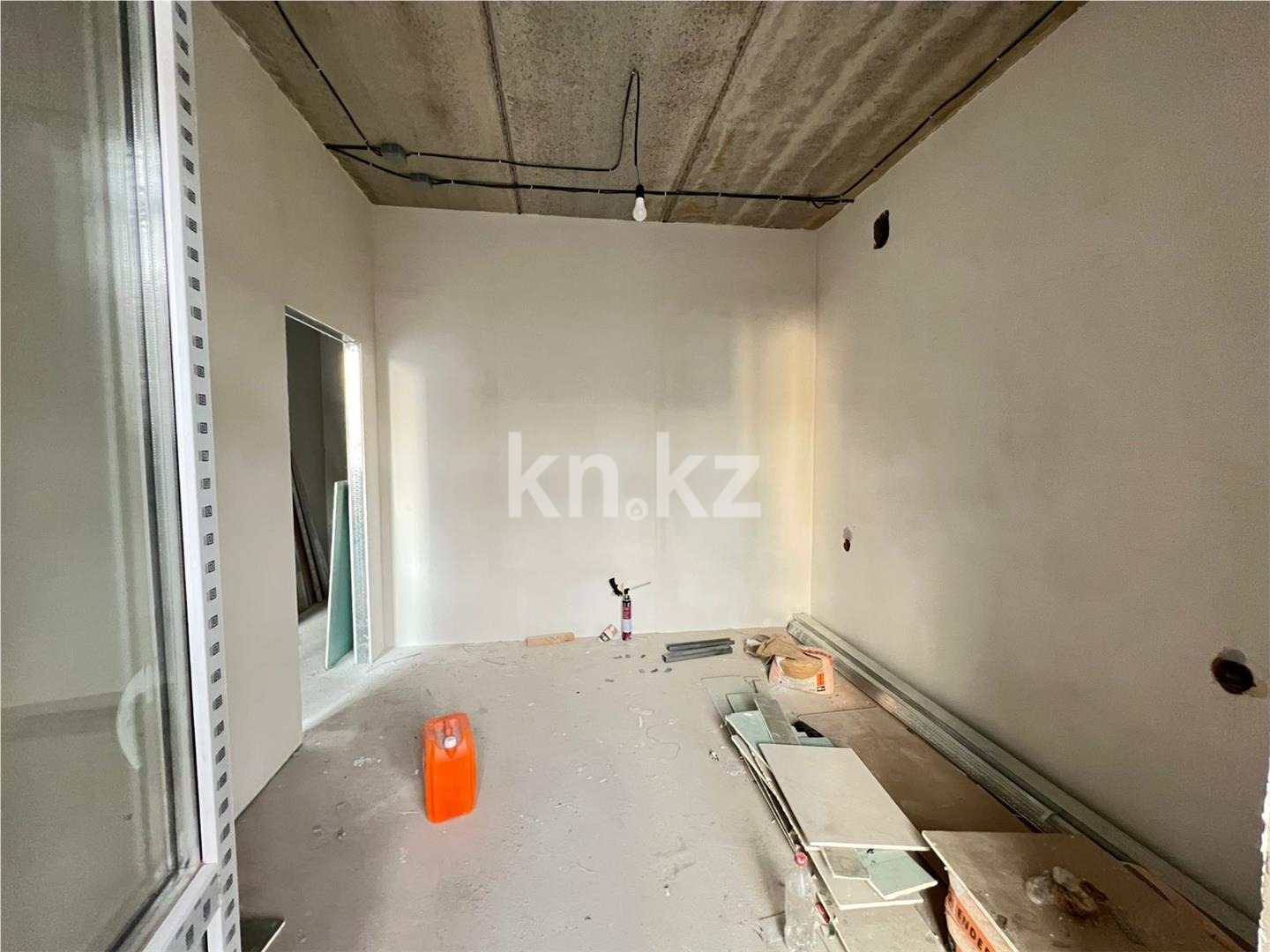 Продажа 1-комнатной квартиры, 52 м², 137 учетный квартал в Караганде - фото 7