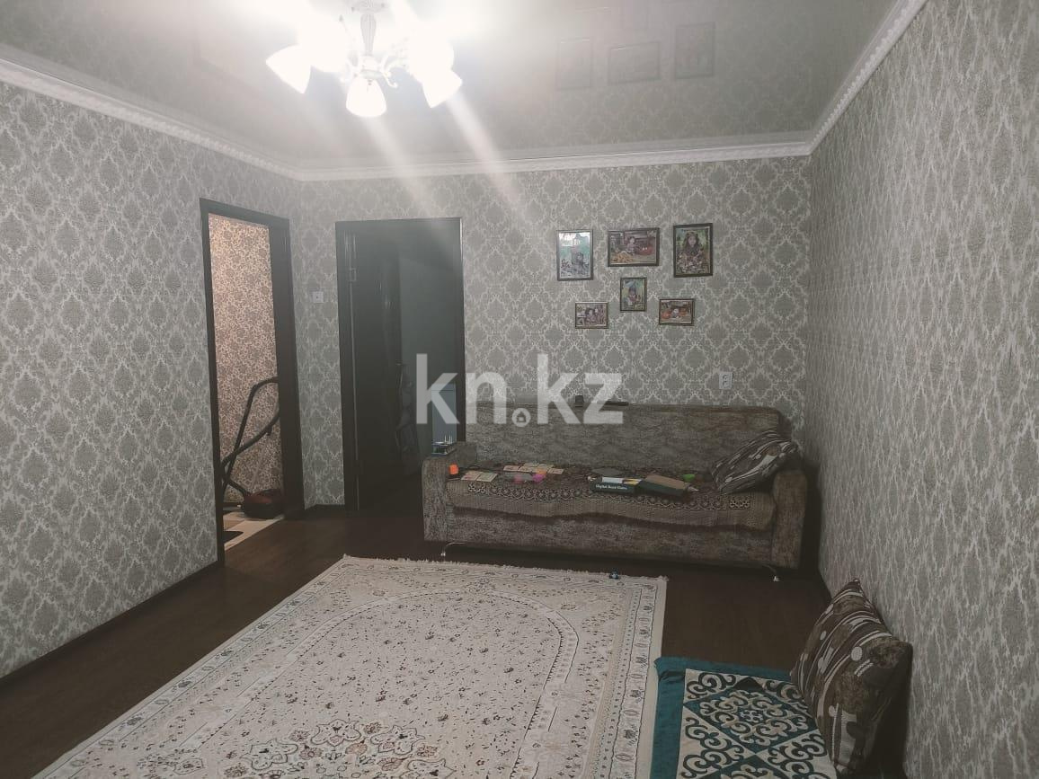Продажа 3-комнатной квартиры, 60 м², ул. Жекибаева - Продажа  трехкомнатных квартир в Караганде фото 3 из 21