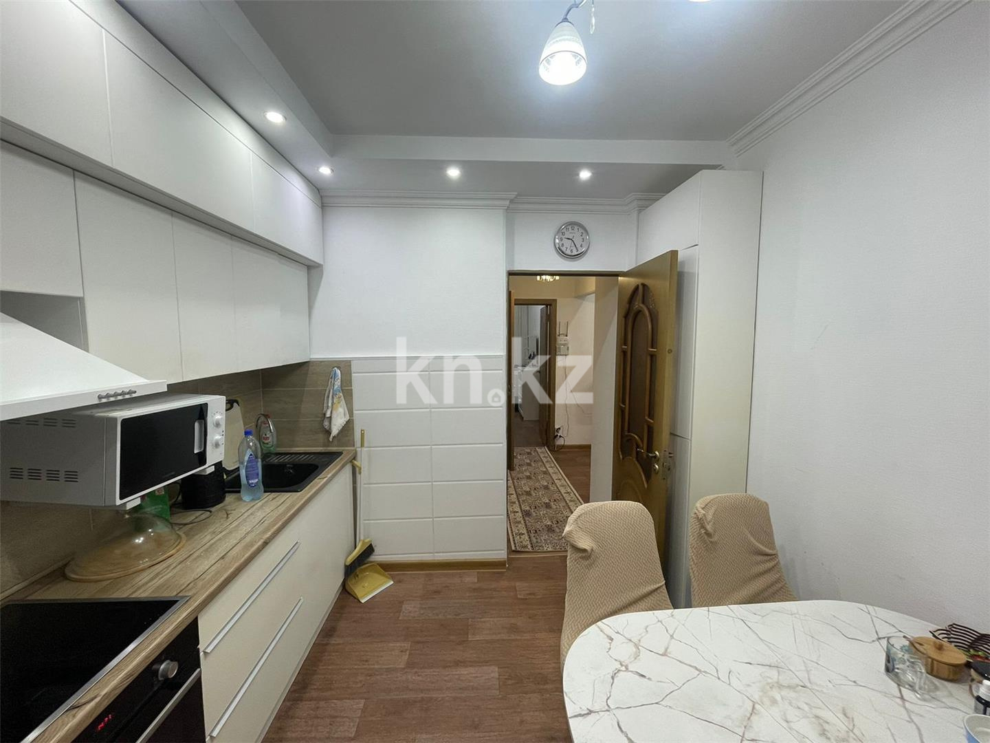 Продажа 4-комнатной квартиры, 77 м², мкр-н Степной-4 - Продажа  четырехкомнатных квартир в Караганде фото 10 из 16