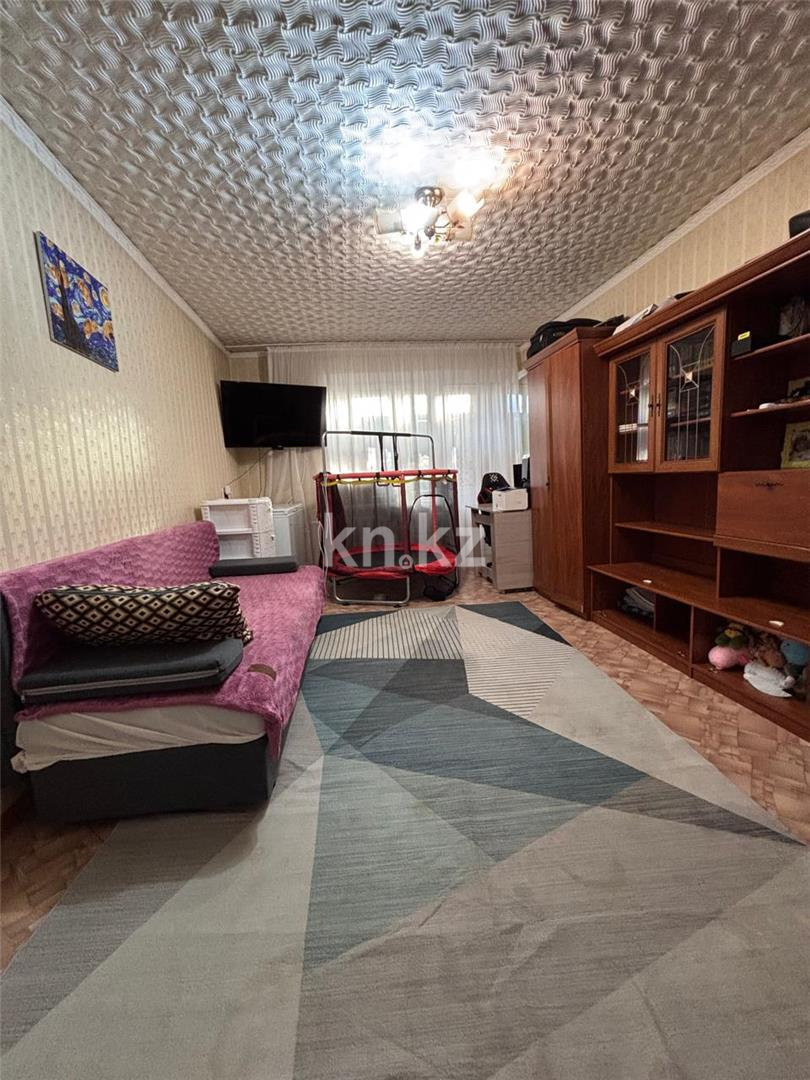 Продажа 1-комнатной квартиры, 32 м² - Продажа земельных участков в Усть-Каменогорске фото 1 из 11