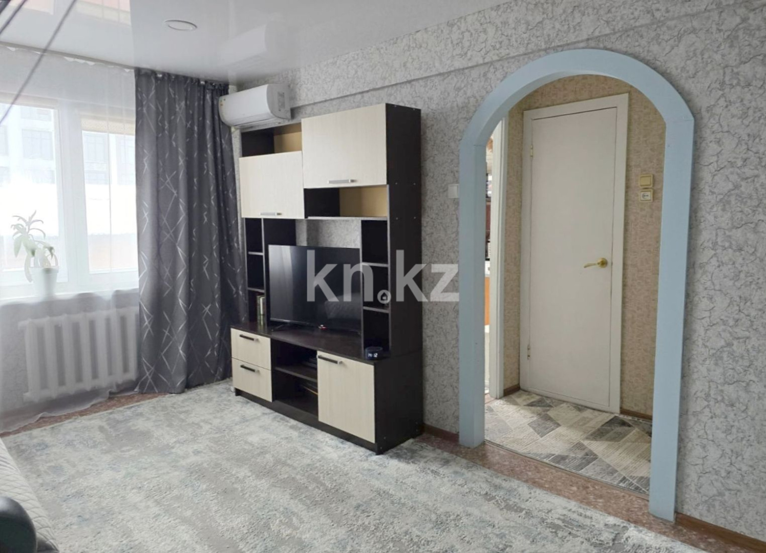 Продажа 1-комнатной квартиры, 34.7 м² - Продажа жилой и коммерческой недвижимости в Усть-Каменогорске фото 2 из 8