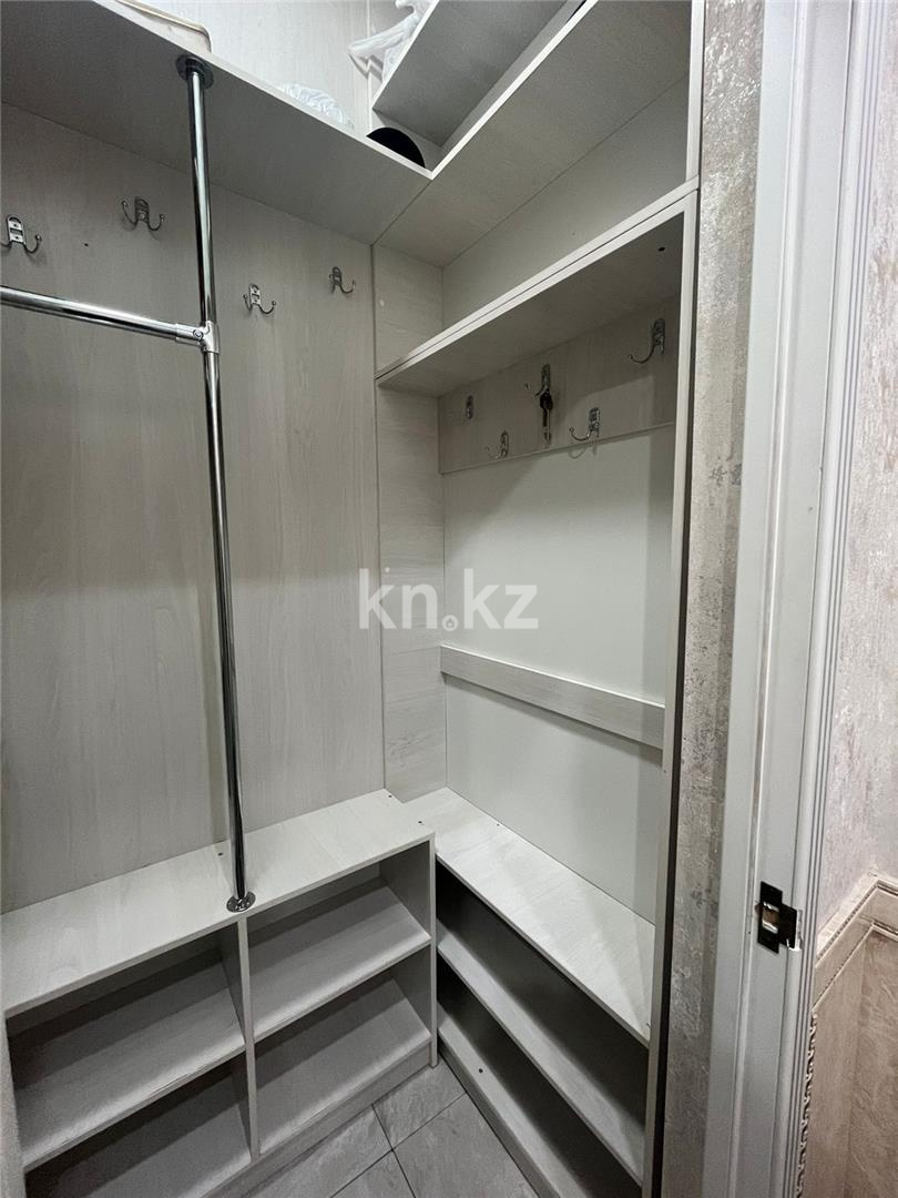 Продажа 6-комнатной квартиры, 154 м², ул. 3-я, дом  1 - Продажа  пятикомнатных квартир в Караганде с фото фото 15 из 17