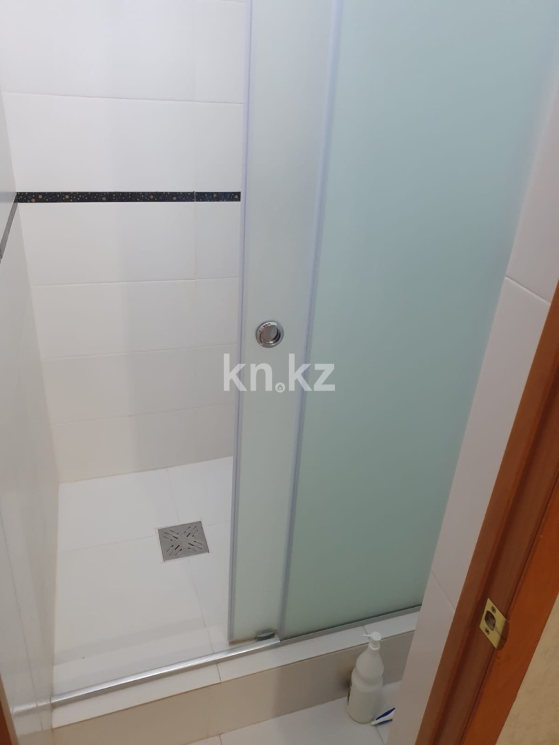 Аренда 3-комнатной квартиры, 75 м², ул. Сыганак, дом  16 в Астане - фото 9