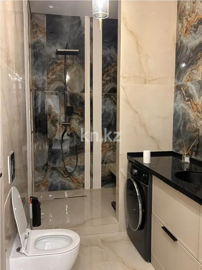 Продажа 4-комнатной квартиры, 135.6 м², ул. Мухамедханова, дом  4/1 в Астане - фото 4