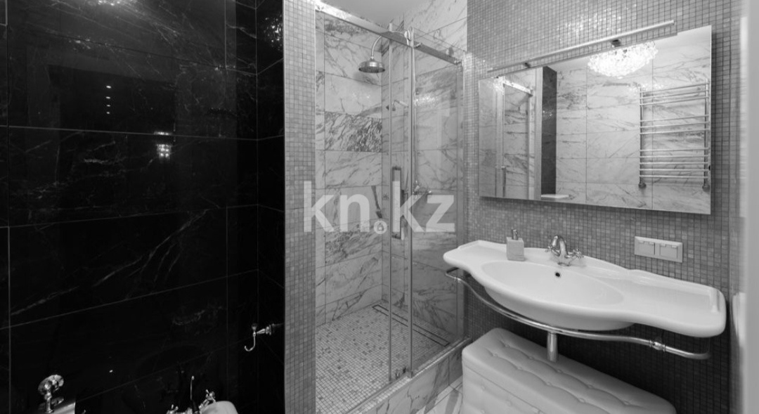 Аренда 3-комнатной квартиры посуточно, 98 м², ул. Кунаева, дом  14/1 - ул. Туркестан - Аренда квартир посуточно в Астане без посредников фото 4 из 8