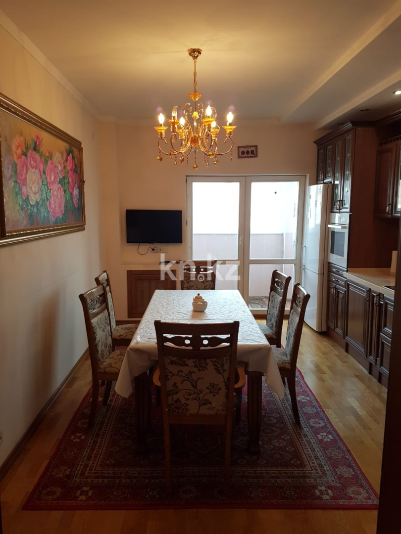 Аренда 3-комнатной квартиры, 110 м², ул. Отырар, дом  2/1 - Республики - Аренда квартир помесячно в Астане без посредников с фото фото 1 из 12