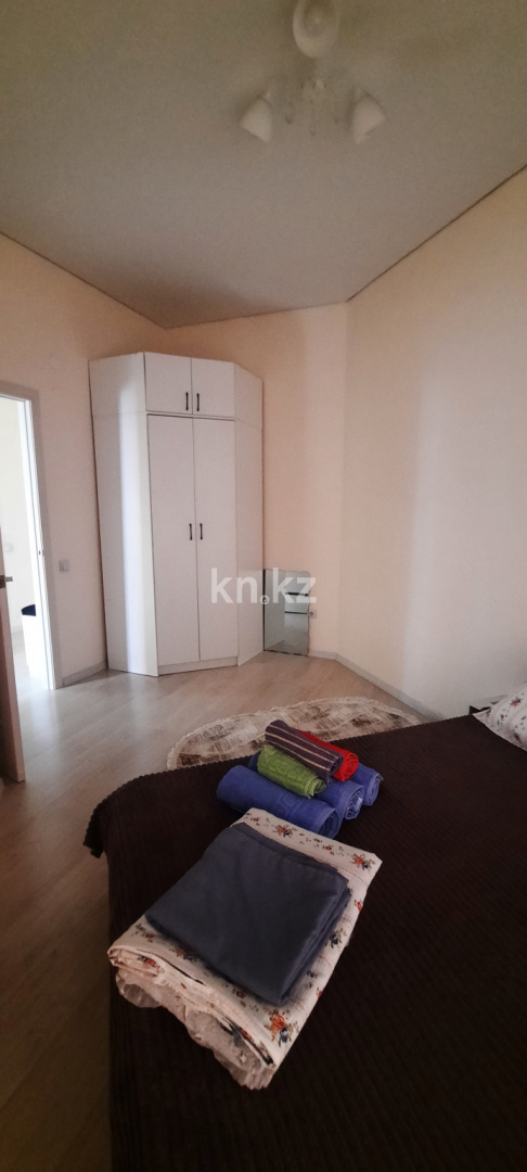 Аренда 1-комнатной квартиры посуточно, 40 м², ул. Тянь-Шаньская, дом  9Г - Коперника 33 в Алматы