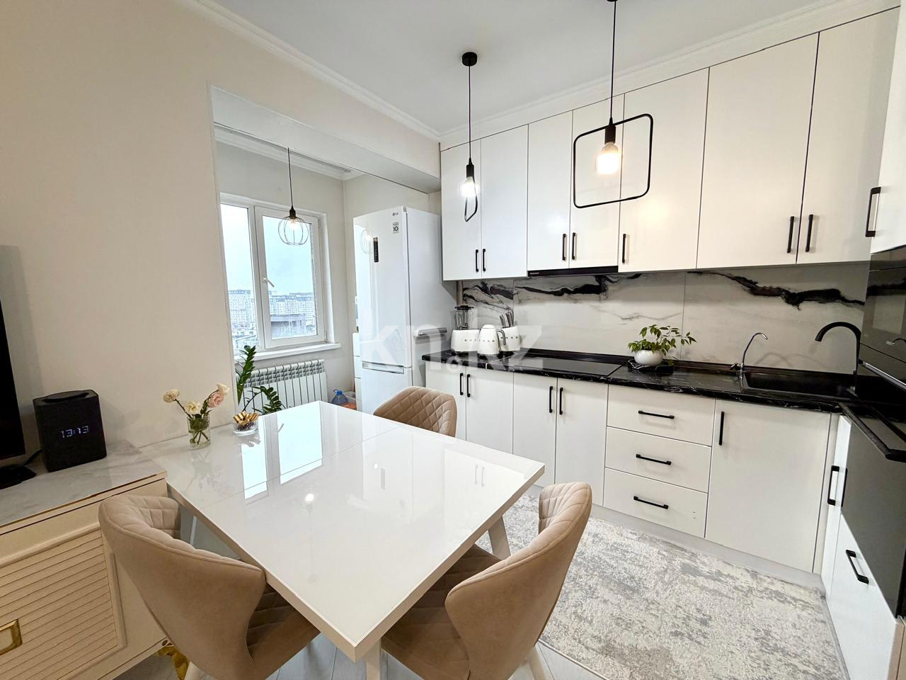 Продажа 2-комнатной квартиры, 63.5 м² в Алматы - фото 2