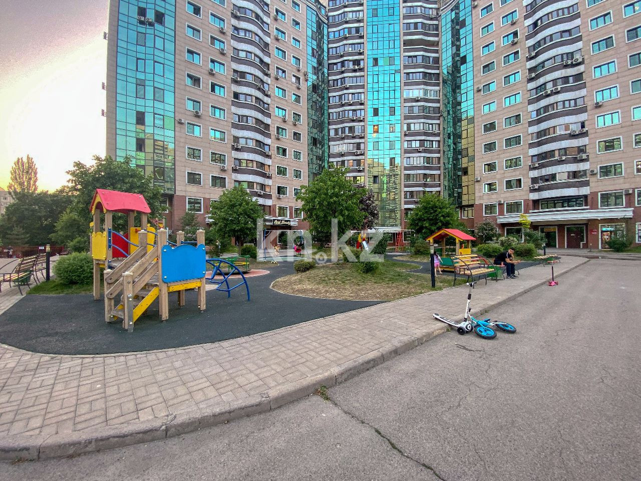 Продажа 2-комнатной квартиры, 78.8 м², ул. Айманова, дом  140 в Алматы - фото 12