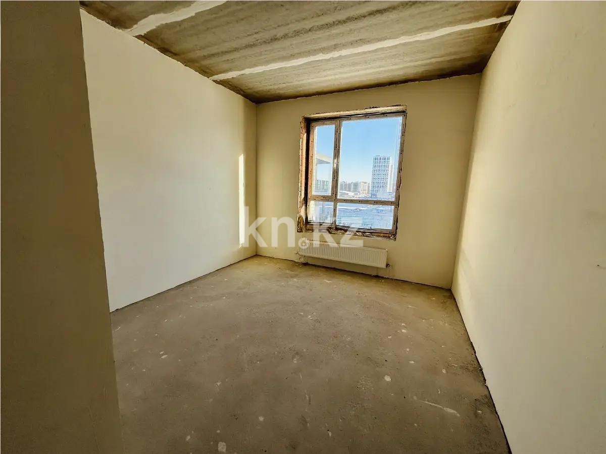 Продажа 1-комнатной квартиры, 36 м², ул. Тынышбайулы, дом  10 в Астане