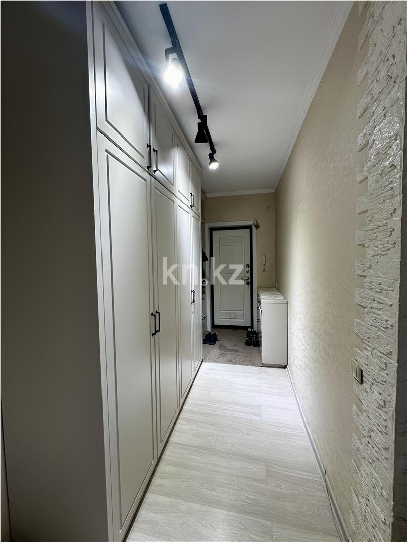 Продажа 3-комнатной квартиры, 90 м², пр. Шахтеров - Продажа  трехкомнатных квартир в Караганде фото 15 из 17