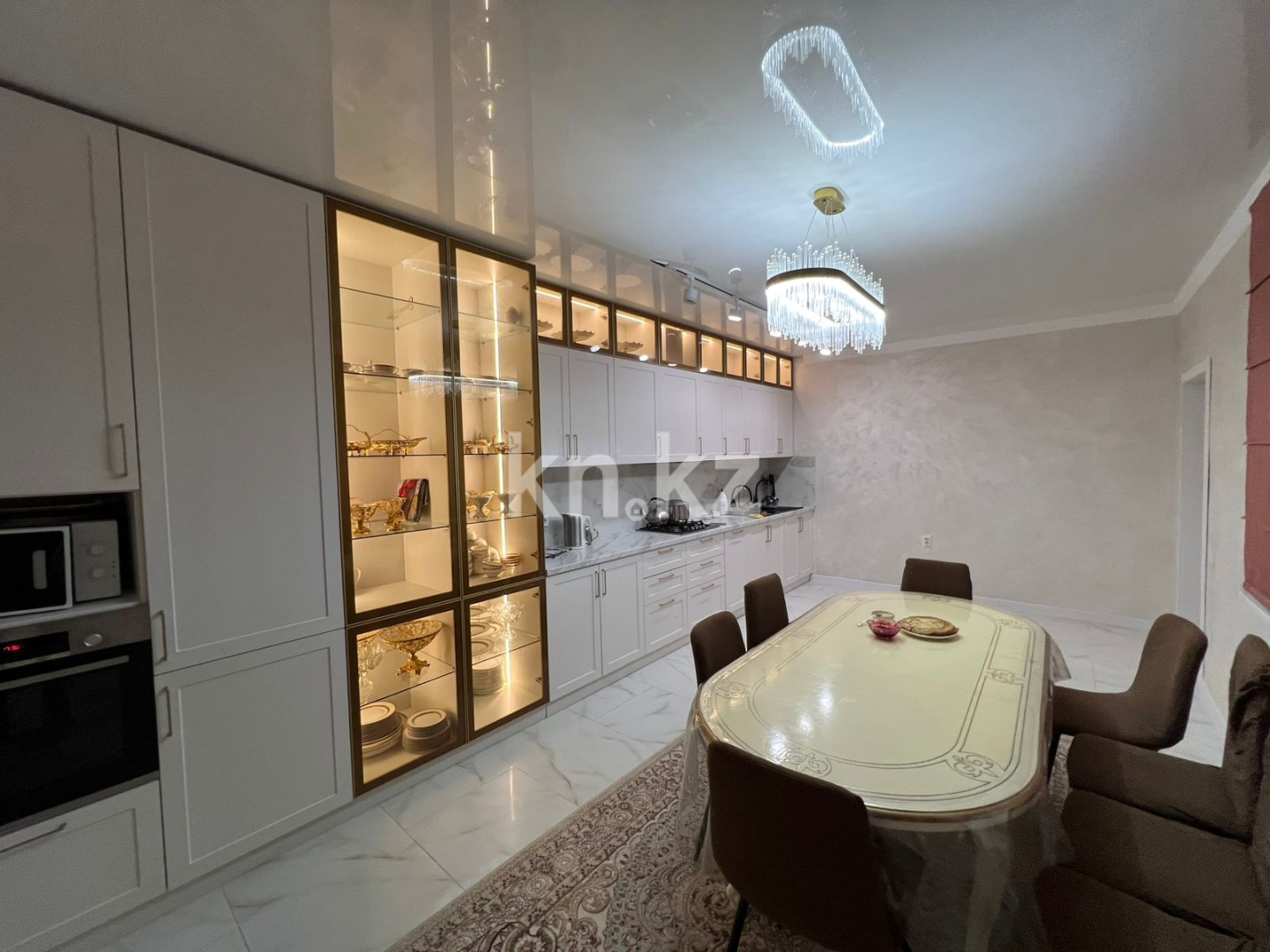 Продажа 7-комнатного дома, 515 м², Косшы, ул.Кобланды батыра - Продажа квартир в Акмолинской области фото 27 из 39