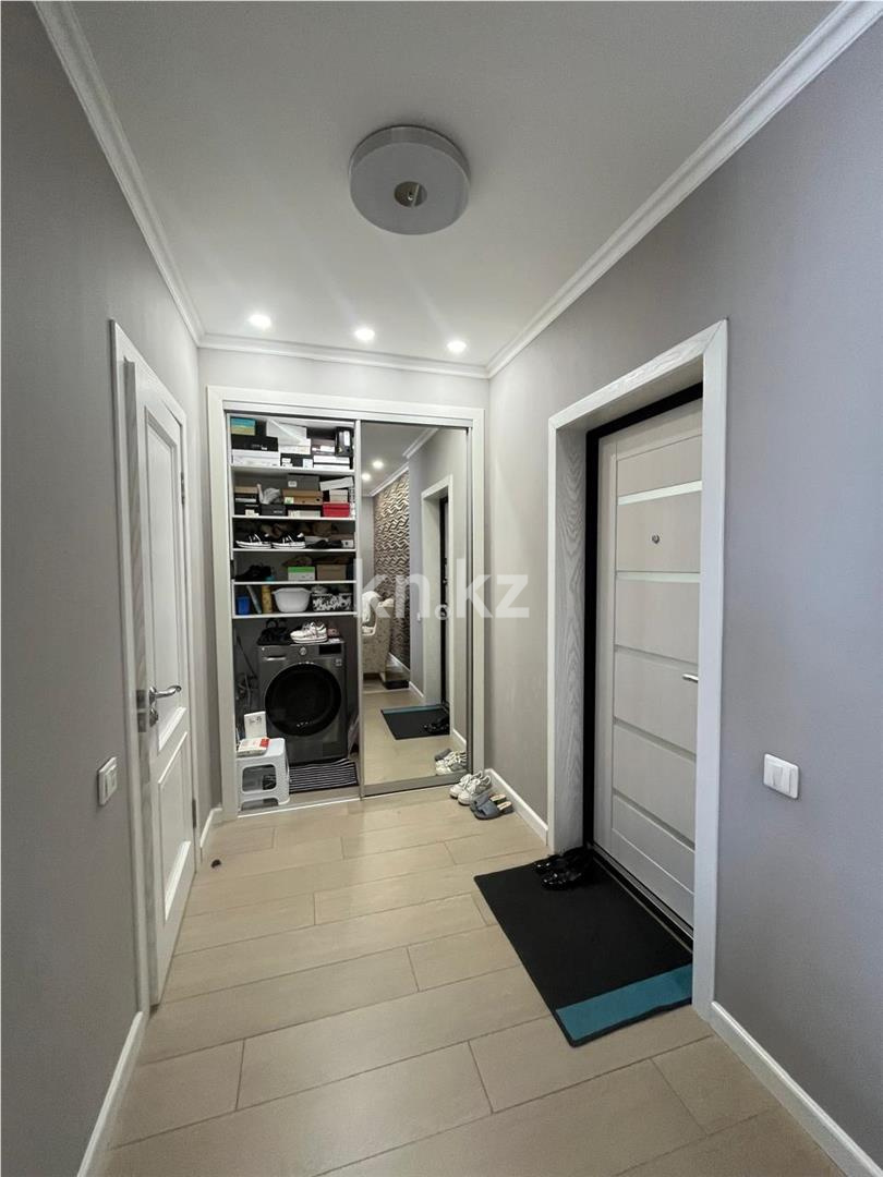 Продажа 2-комнатной квартиры, 69 м², пр. Шахтеров, дом  60 - Продажа  двухкомнатных квартир в Караганде фото 14 из 19