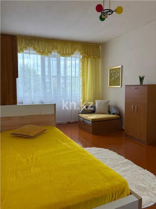 Продажа 3-комнатной квартиры, 63 м², 19 мкр., дом  47 - Продажа квартир в Караганде без посредников фото 3 из 6