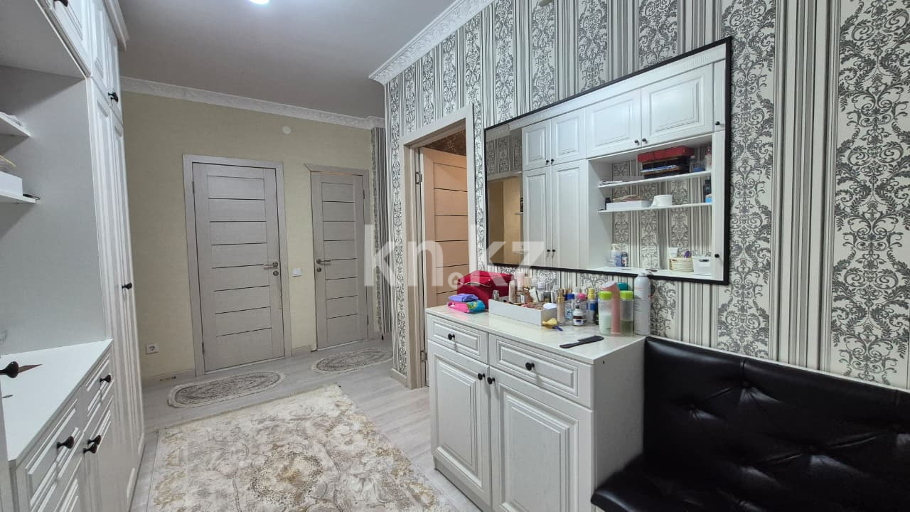 Продажа 2-комнатной квартиры, 60 м², ул. Амандосова, дом  42 в Атырау - фото 6