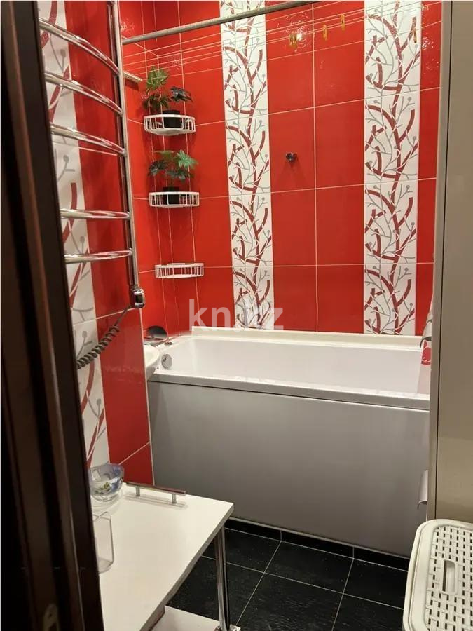 Продажа 3-комнатной квартиры, 65 м², ул. Кабанбай батыра, дом  260 в Алматы - фото 5