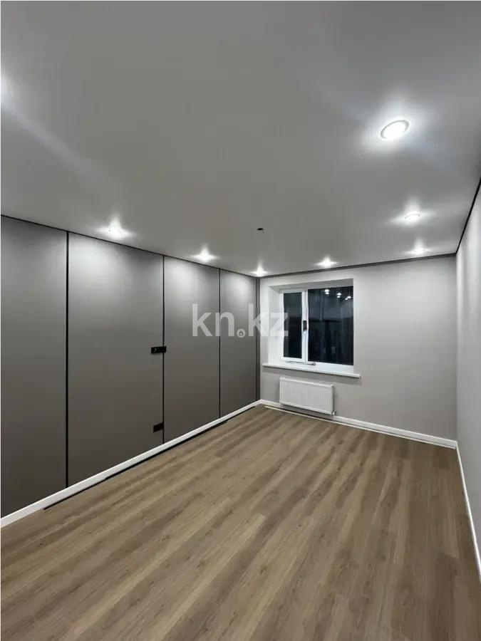 Продажа 1-комнатной квартиры, 39 м², ул. Тынышбайулы, дом  6 стр в Астане