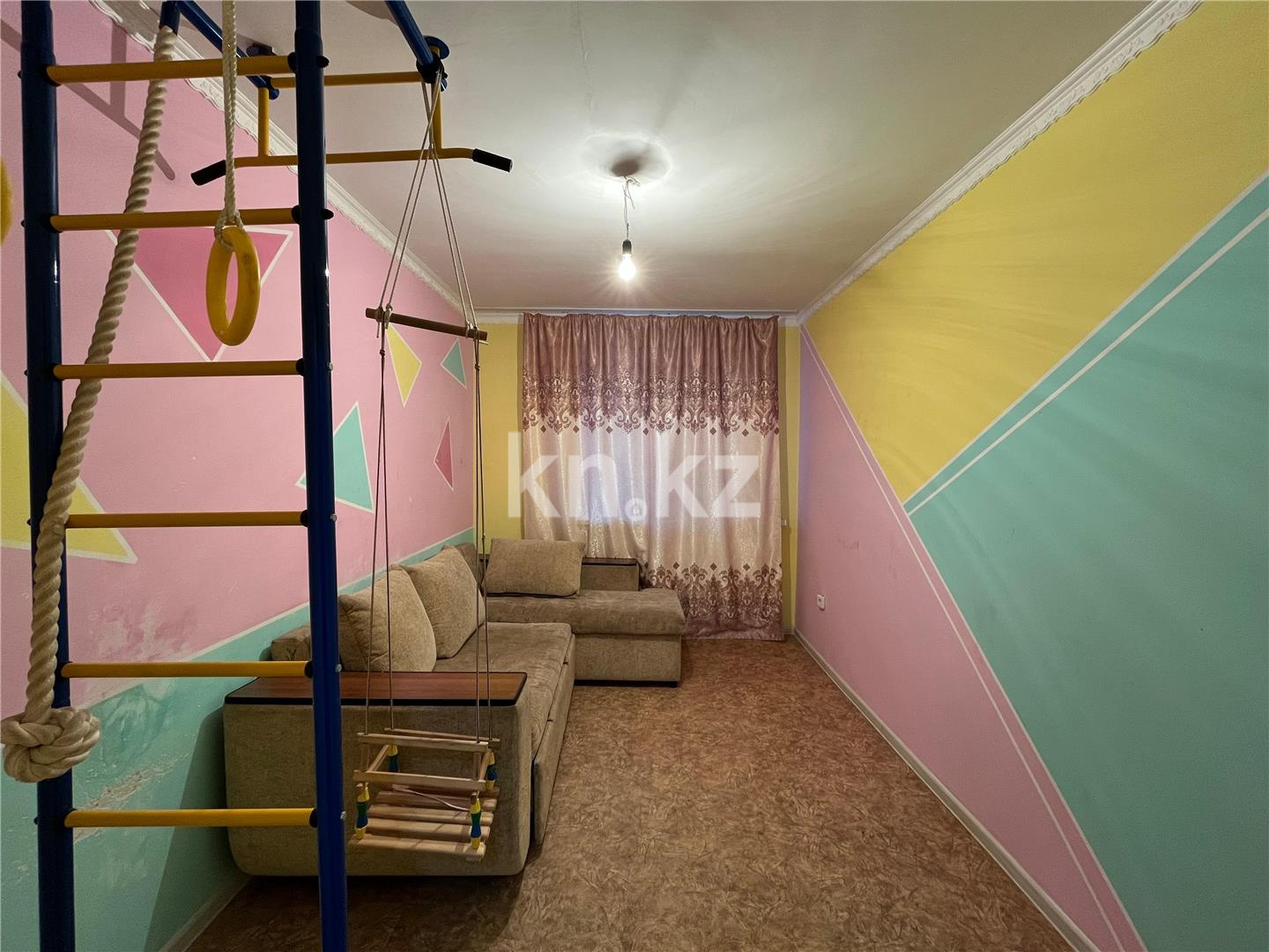 Продажа 4-комнатной квартиры, 75 м², мкр-н 14 - Продажа  четырехкомнатных квартир в Караганде фото 9 из 21