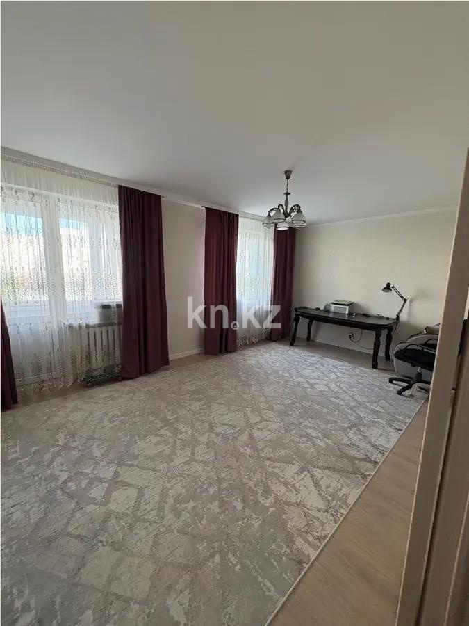 Продажа 3-комнатной квартиры, 100 м², ул. Сауран - Продажа  трехкомнатных квартир в новостройках Астаны с фото фото 1 из 7