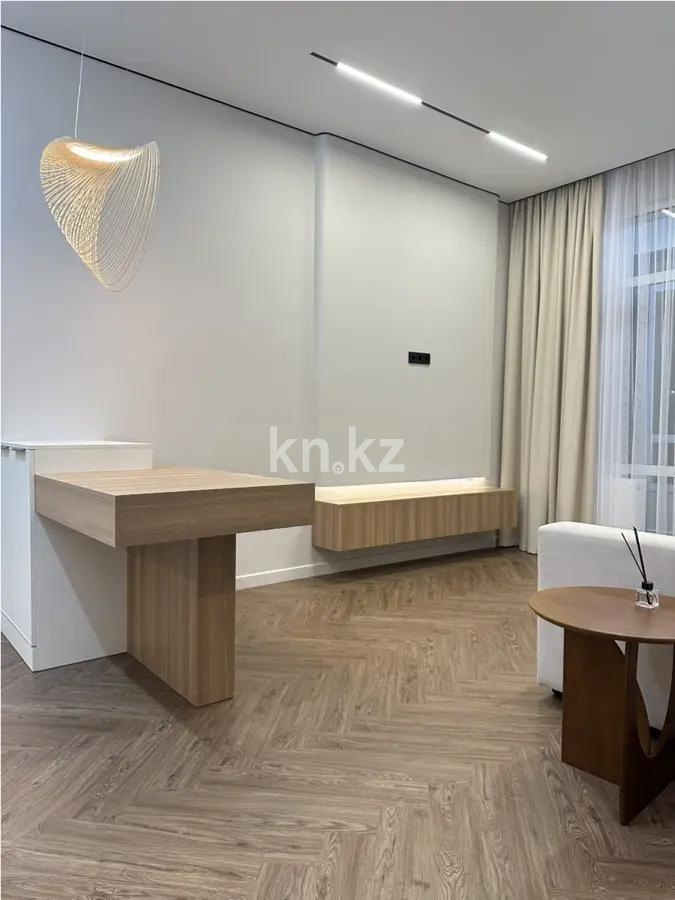 Продажа 2-комнатной квартиры, 40 м², пр. Аль-Фараби, дом  7/2 - Продажа  двухкомнатных квартир в Астане фото 1 из 4