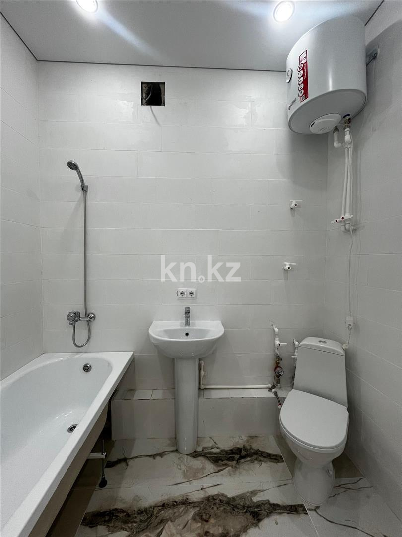 Продажа 1-комнатной квартиры, 42 м², 067 учетный квартал - Продажа  однокомнатных квартир в Караганде фото 8 из 15