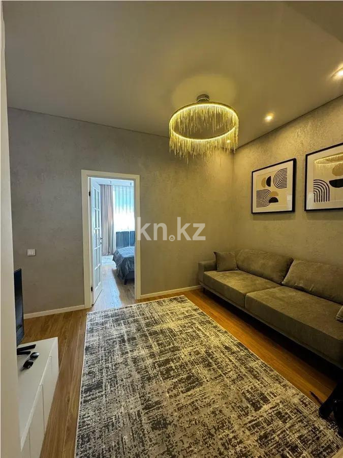 Продажа 3-комнатной квартиры, 61 м², ул. Нурмакова, дом  150 - Продажа квартир без посредников в Алматы фото 1 из 6