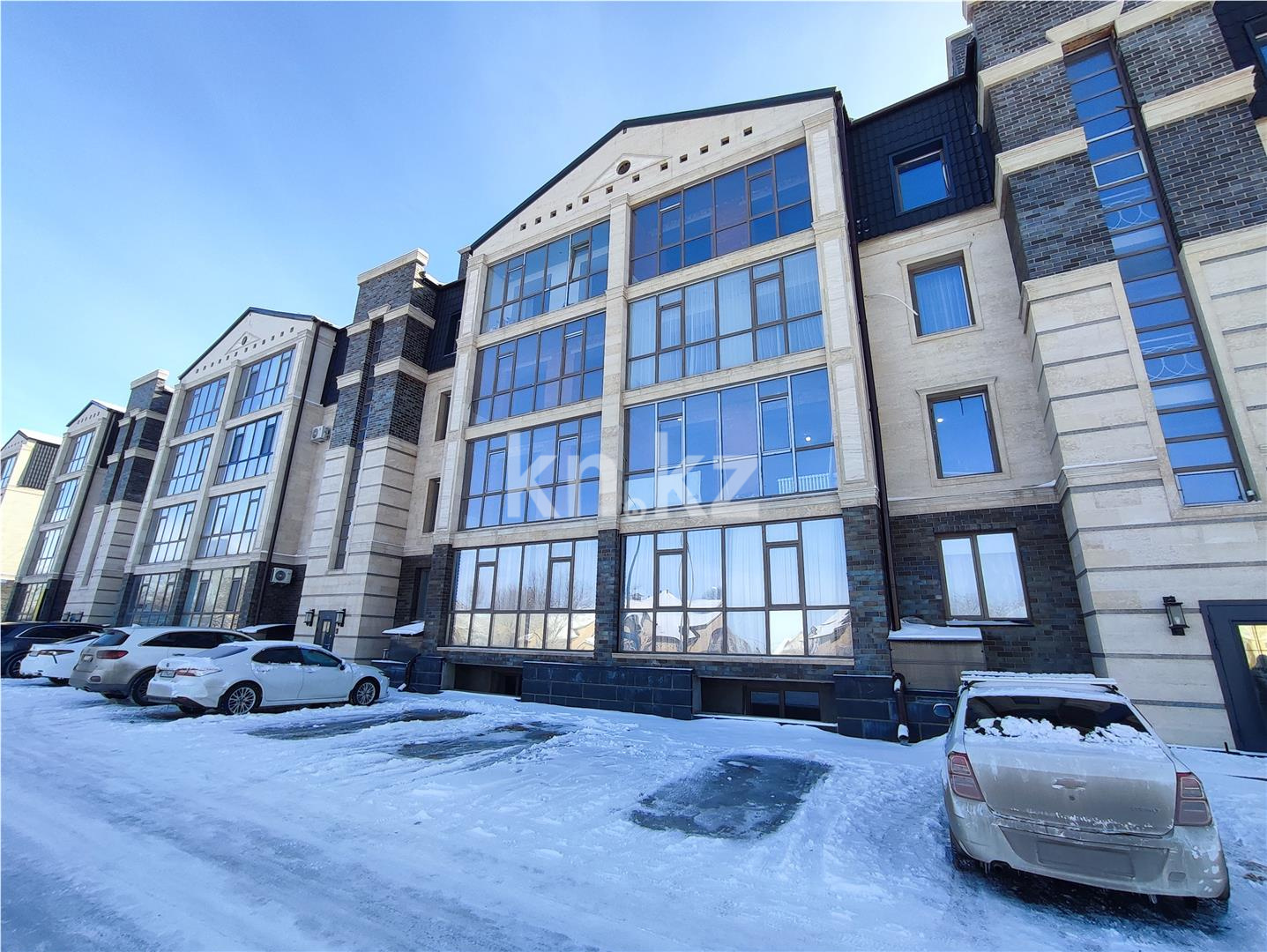 Продажа 2-комнатной квартиры, 56 м² - Продажа квартир в Городе Караганды - страница 3 фото 1 из 10