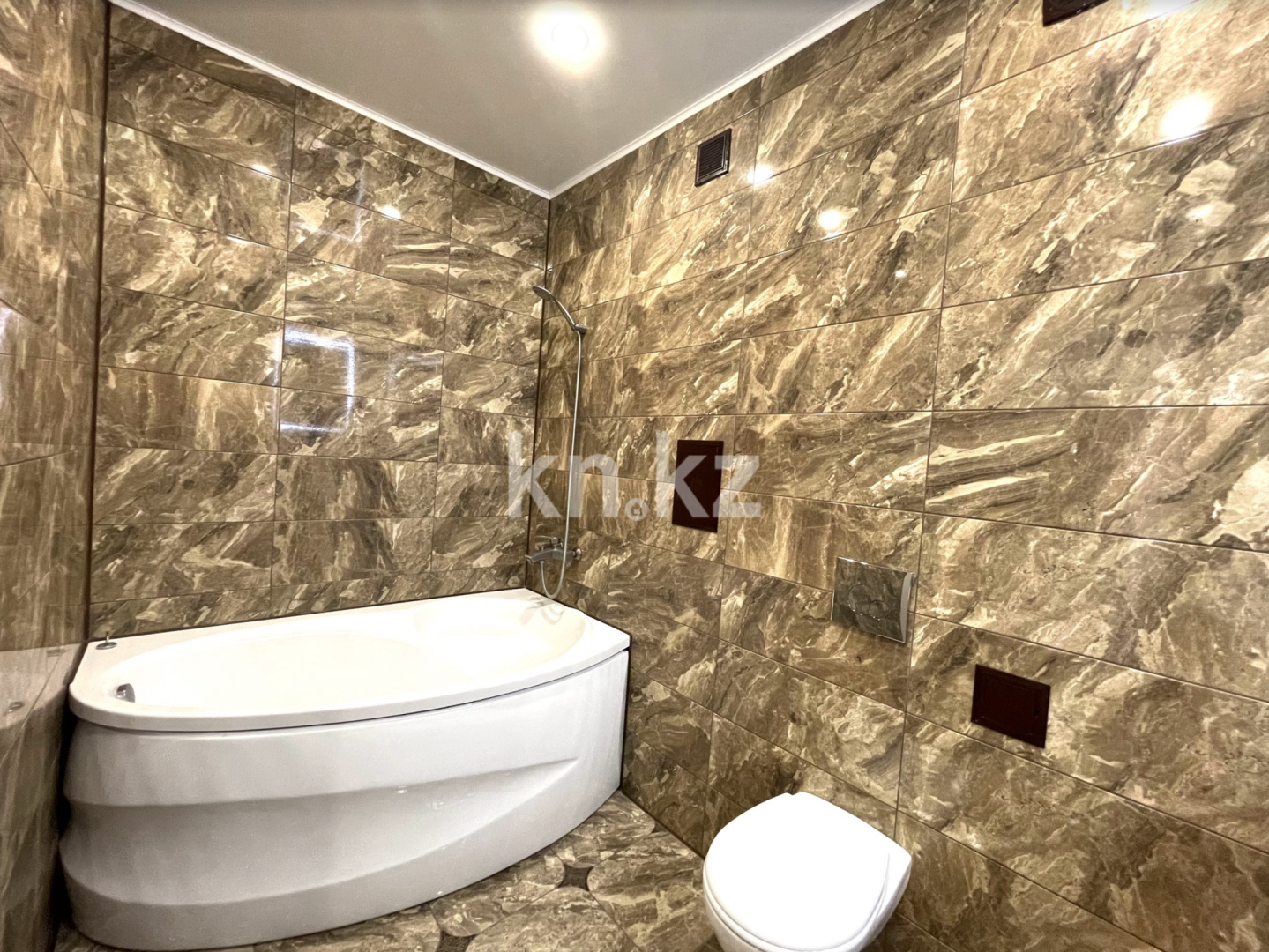 Аренда 1-комнатной квартиры посуточно, 1 м², ул. Жамбыла Жабаева, дом  44 - Аренда квартир посуточно в Петропавловске фото 7 из 8