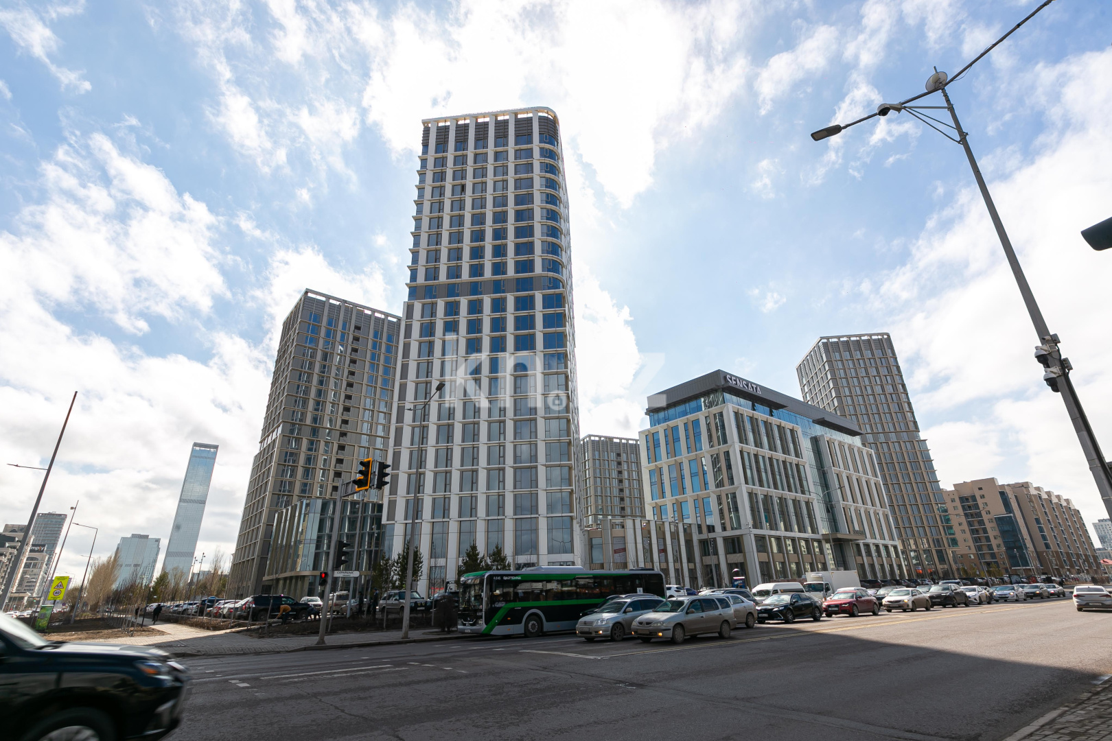 Продажа 2-комнатной квартиры, 63.2 м², ул. Сарайшык, дом  34/2 в Астане - фото 2