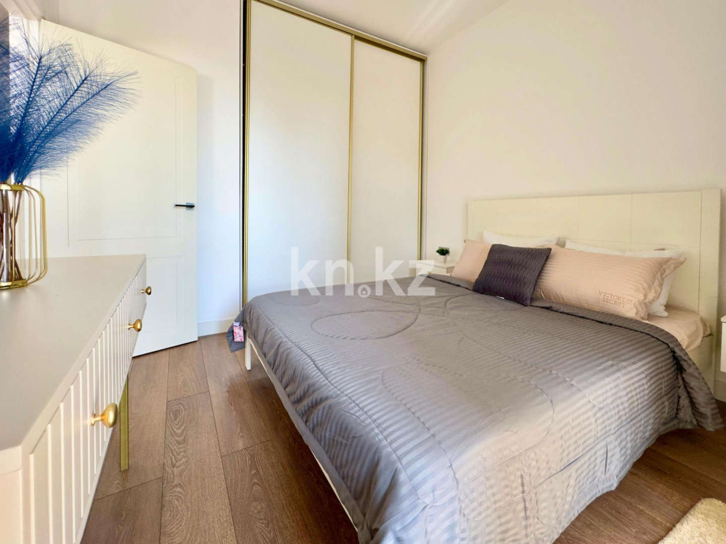 Аренда 2-комнатной квартиры посуточно, 56 м², Гагарина, дом  233 - Аренда  двухкомнатных квартир посуточно в Алматы фото 5 из 24