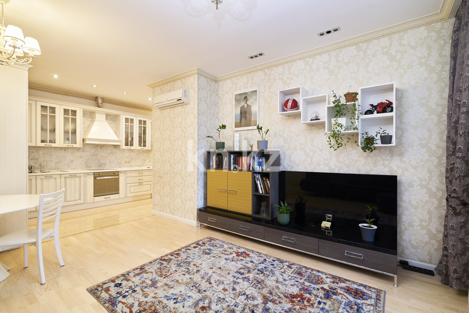 Аренда 3-комнатной квартиры, 85.3 м² в Астане