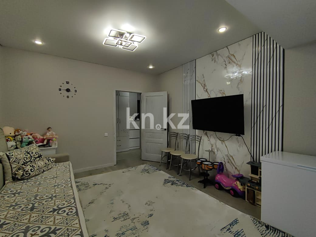 Продажа 2-комнатной квартиры, 55 м² - Продажа двухкомнатных квартир в Караганде - страница 2 фото 4 из 33