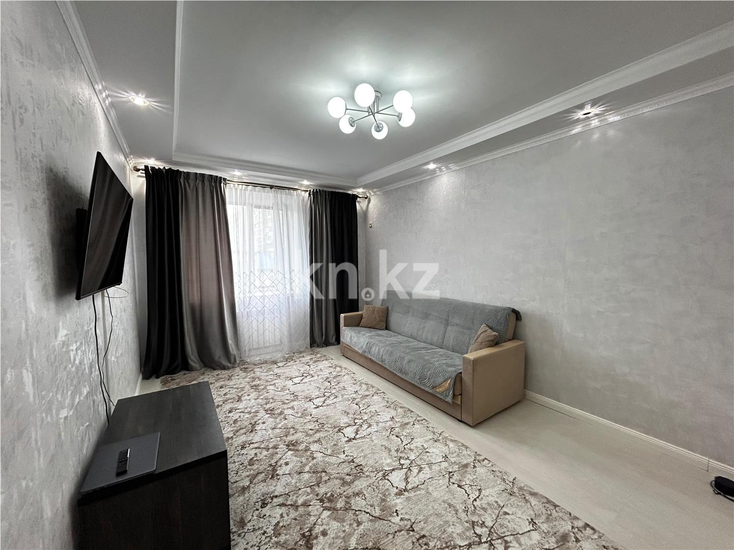 Продажа 1-комнатной квартиры, 38 м² в Караганде