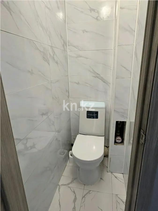 Продажа 3-комнатной квартиры, 63 м², мкр-н Аксай-2, дом  11 в Алматы - фото 6