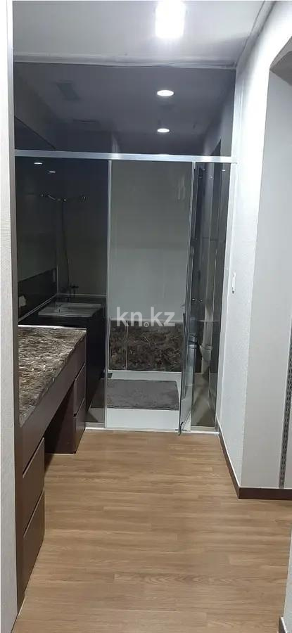 Продажа 2-комнатной квартиры, 69.7 м², ул. Нажимеденова, дом  7 в Астане - фото 4