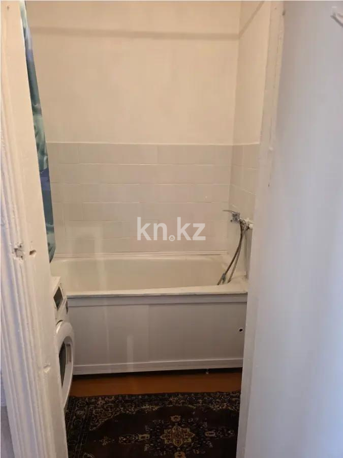Продажа 1-комнатной квартиры, 38 м², ул. Космонавтов, дом  145 - Продажа  однокомнатных квартир в Караганде фото 3 из 4