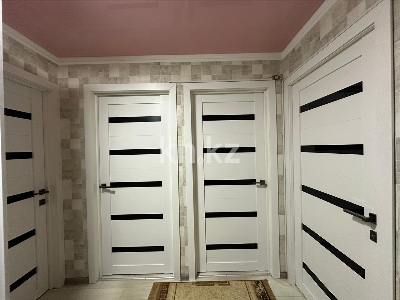 Продажа 3-комнатной квартиры, 61 м² - Продажа квартир в панельном доме в Темиртау - страница 2 фото 9 из 14