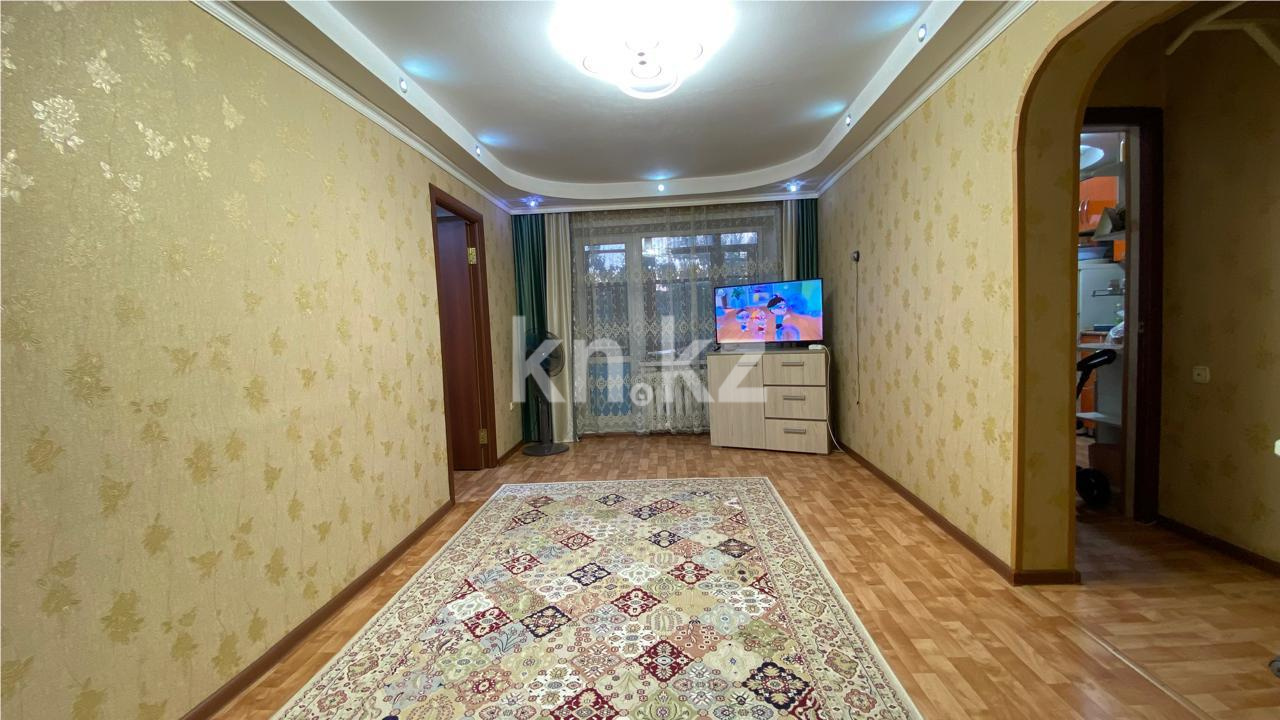 Продажа 2-комнатной квартиры, 42 м², мкр-н 17 в Караганде
