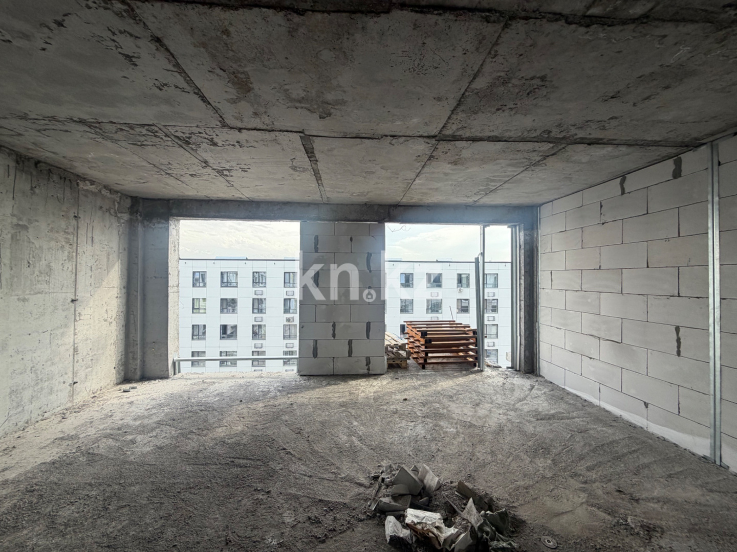 Продажа 4-комнатной квартиры, 47 м² - Продажа четырехкомнатных квартир в Алматы - страница 2 фото 1 из 5