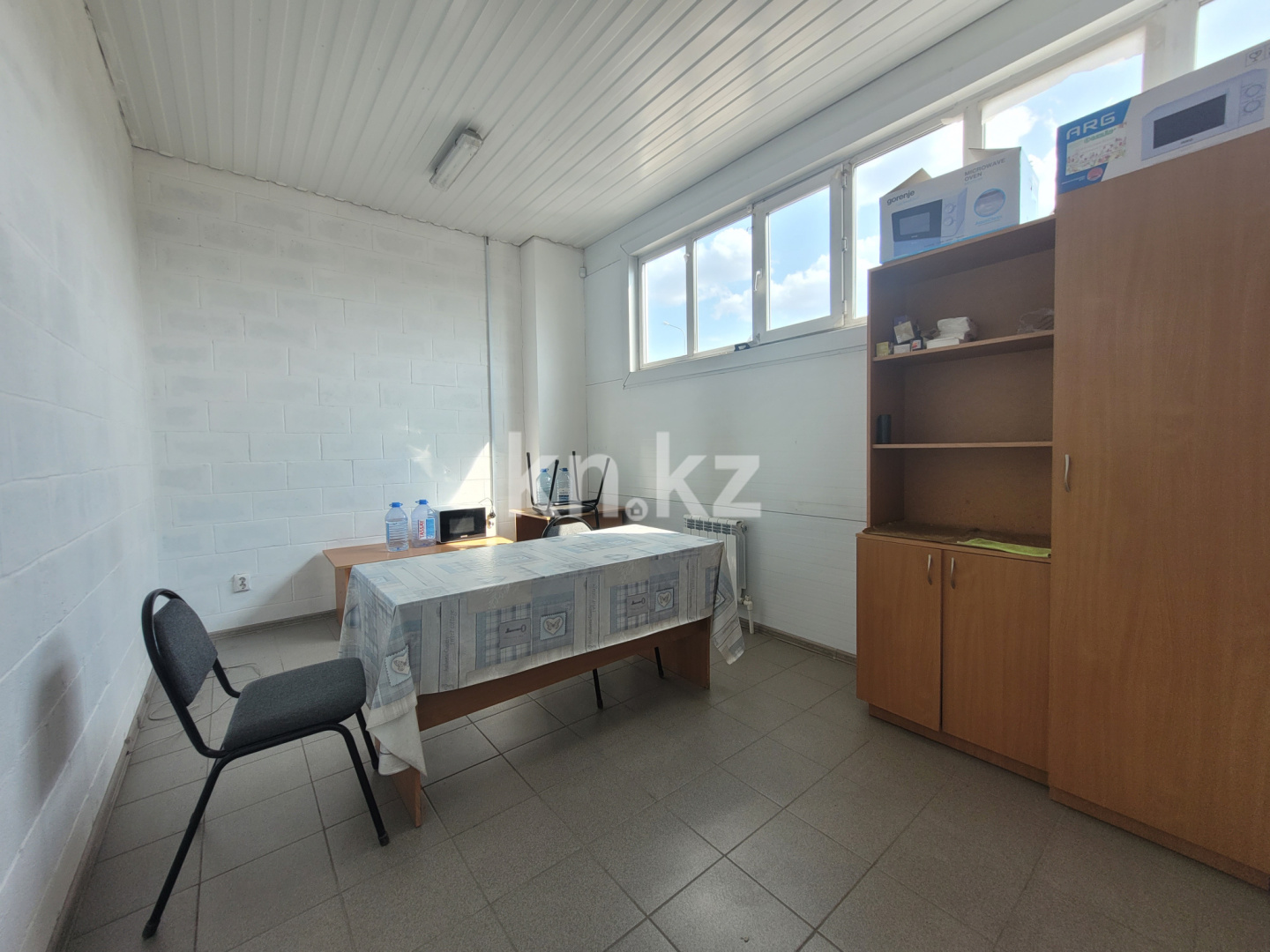 Аренда , мкр-н Голубые Пруды - Аренда офисных и торговых помещений в Караганде с фото фото 7 из 9