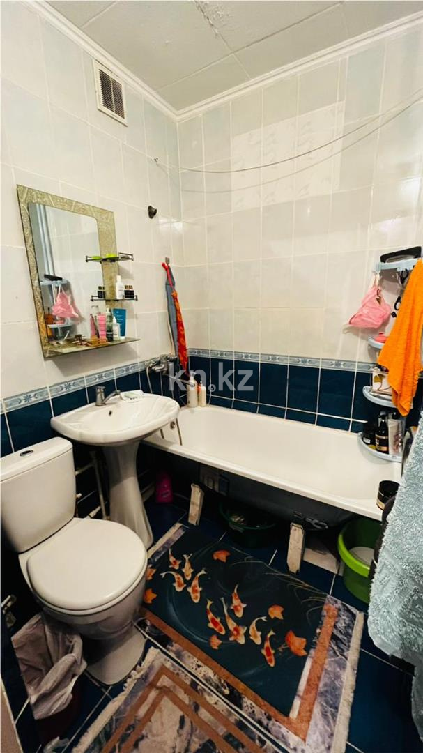 Продажа 2-комнатной квартиры, 44 м², 12 мкр. - Продажа квартир в Караганде с фото фото 12 из 14