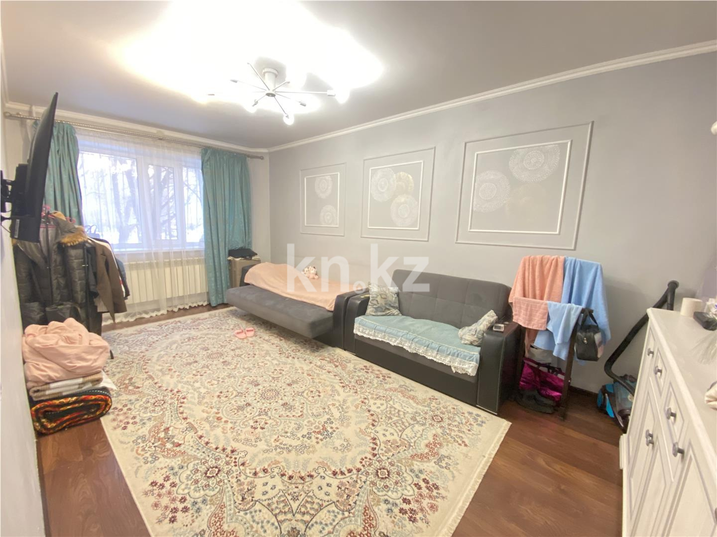 Продажа 3-комнатной квартиры, 61 м², ул. Дюсембекова - Продажа домов, коттеджей в Карагандинской области фото 1 из 12