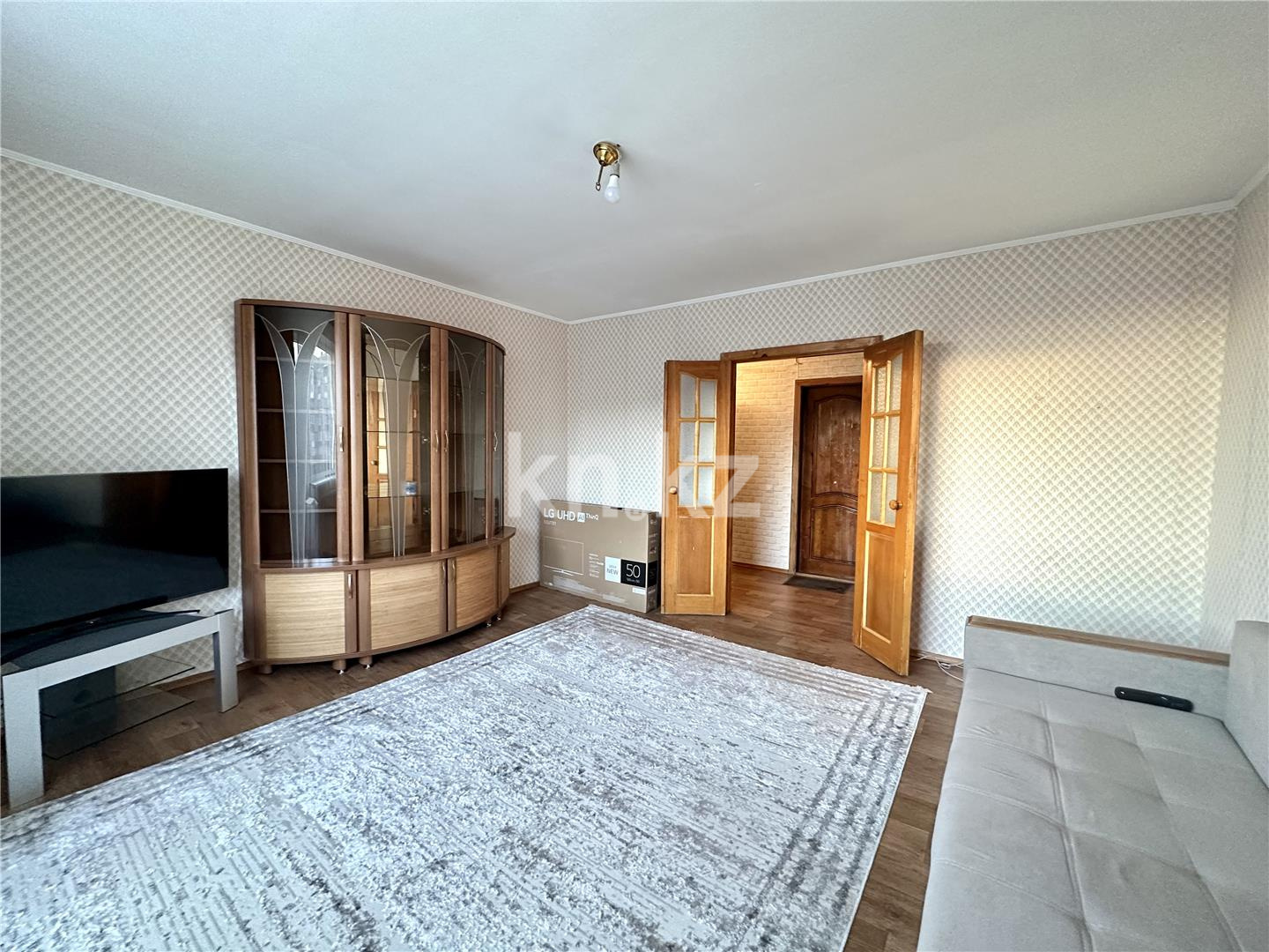 Продажа 1-комнатной квартиры, 40 м², ул. Таттимбета - Продажа  однокомнатных квартир в Караганде фото 1 из 17