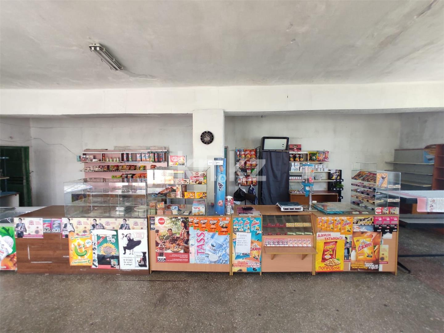 Продажа помещения, 195 м² - Продажа офисных и торговых помещений в Караганде с фото - страница 2 фото 3 из 8