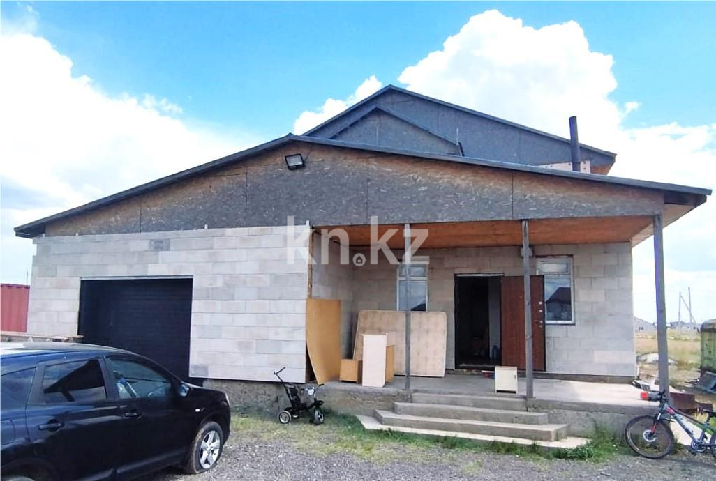 Продажа 5-комнатного дома, 220 м², ул. Мынбаева - Продажа домов, коттеджей в Казахстане фото 1 из 18